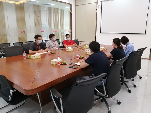 1677037452771682.jpg 10月11日寮步鎮(zhèn)副鎮(zhèn)長胡敏來司走訪.jpg
