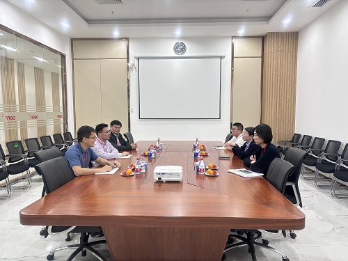 1703662488468725.jpg 11月21日寮步鎮(zhèn)副鎮(zhèn)長(zhǎng)胡敏來司走訪.jpg